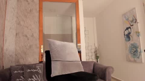 Snapshot of vero_lodge chatting on 19, 1, 2025 veronica online show from 19, 1, 2025