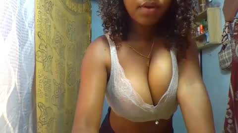 verolla31 online show from 7, 1, 2025