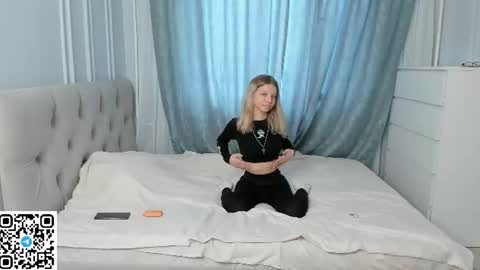 Snapshot of veronica_burns chatting on 20, 6, 2026 Anny online show from 20, 6, 2026