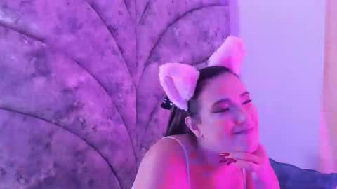 Veronica Olson online show from 10, 2, 2025