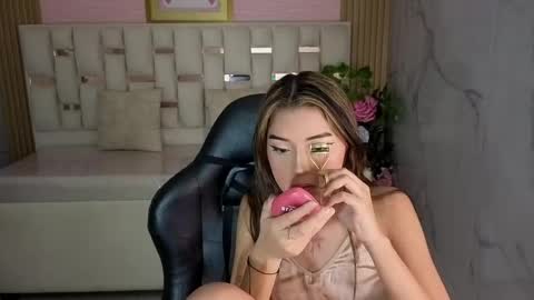 veronicaa_s online show from 16, 5, 2026