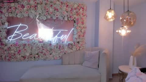 Snapshot of veronicablue1 chatting on 11, 5, 2026 Vero online show from 11, 5, 2026