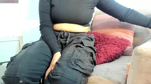 Veronica Gills online show from 11, 3, 2025