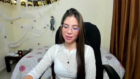 Veronica Miller online show from 27, 10, 2025