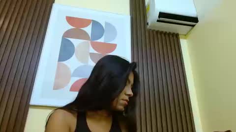 Snapshot of veronicarobles chatting on 10, 9, 2025 Veronica Robles online show from 10, 9, 2025