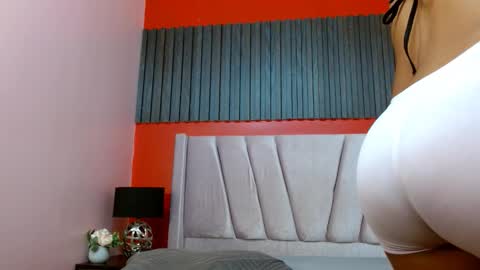 Snapshot of veronicarobles chatting on 25, 9, 2025 Veronica Robles online show from 25, 9, 2025