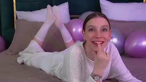 Snapshot of veronicavance chatting on 12, 6, 2026 Veronica online show from 12, 6, 2026