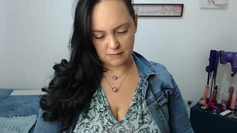 Snapshot of veroniicabbw_ chatting on 22, 5, 2026 veroniicabbw_ online show from 22, 5, 2026