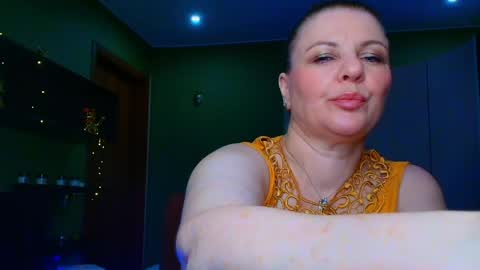 Snapshot of veronikawgold chatting on 22, 5, 2026 VeronikawGold online show from 22, 5, 2026