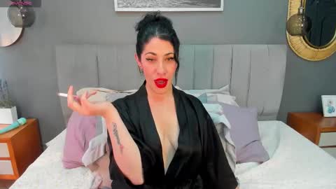 Snapshot of veronnica_fox chatting on 2, 10, 2025 Veronica online show from 2, 10, 2025