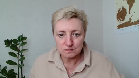 Snapshot of verony_ chatting on 11, 3, 2025 verony_ online show from 11, 3, 2025