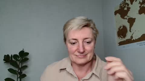 Snapshot of verony_ chatting on 12, 3, 2025 verony_ online show from 12, 3, 2025