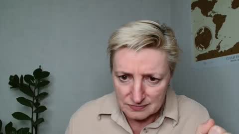 Snapshot of verony_ chatting on 12, 3, 2025 verony_ online show from 12, 3, 2025