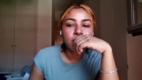 Snapshot of verow20 chatting on 29, 7, 2026 verow20 online show from 29, 7, 2026
