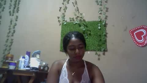 verronique1511 online show from 2, 12, 2025