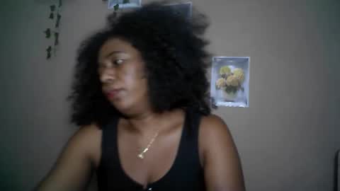 Snapshot of verronique1511 chatting on 21, 4, 2026 verronique1511 online show from 21, 4, 2026