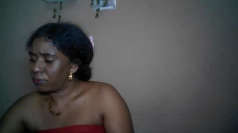 Snapshot of verronique1511 chatting on 6, 5, 2026 verronique1511 online show from 6, 5, 2026