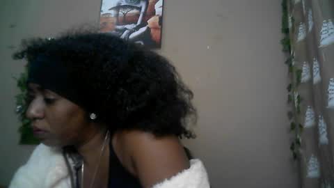 Snapshot of verronique1511 chatting on 14, 6, 2026 verronique1511 online show from 14, 6, 2026