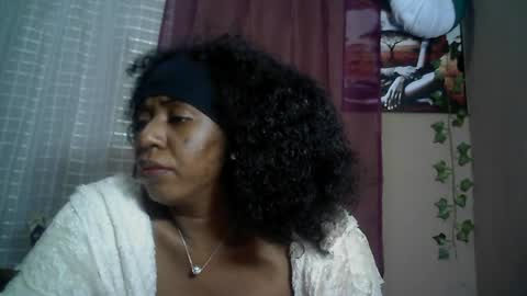 Snapshot of verronique1511 chatting on 11, 7, 2026 verronique1511 online show from 11, 7, 2026