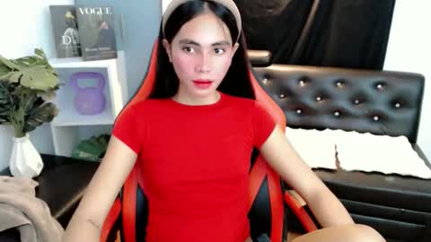 Snapshot of versex_maxwell chatting on 22, 4, 2026 versex_maxwell online show from 22, 4, 2026