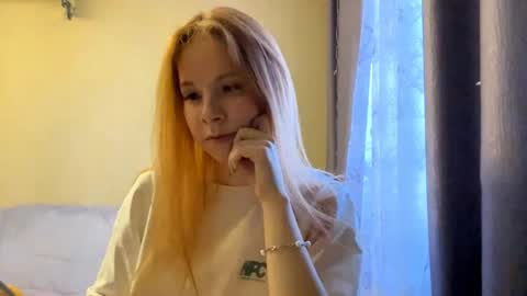 Snapshot of vertiegartrell chatting on 5, 6, 2026 Lina online show from 5, 6, 2026