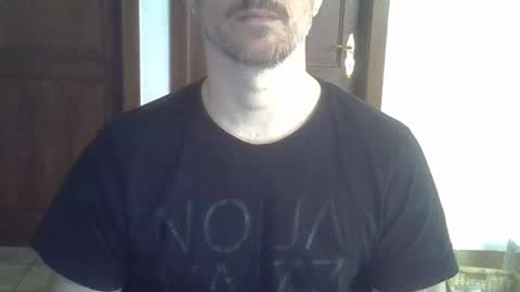 Snapshot of veryhotpervert chatting on 5, 4, 2026 veryhotpervert online show from 5, 4, 2026