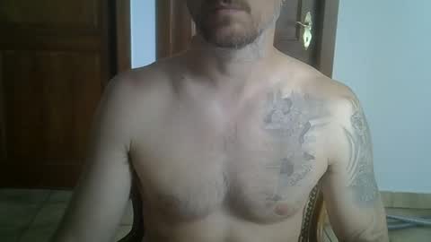 Snapshot of veryhotpervert chatting on 8, 5, 2026 veryhotpervert online show from 8, 5, 2026