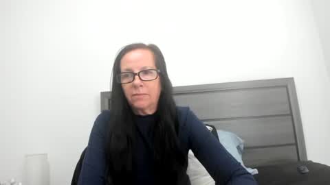 verysassypeachgoddess online show from 9, 11, 2025