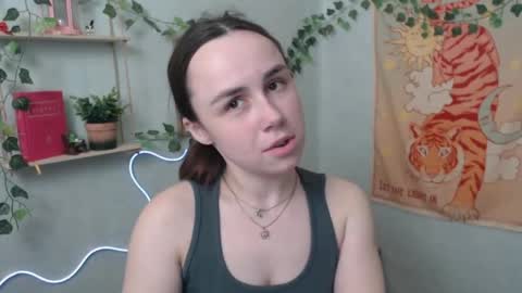 Snapshot of veryveryvery_shy chatting on 16, 4, 2026 veryveryvery_shy online show from 16, 4, 2026