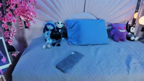 Vesper Velvet  online show from 24, 3, 2026