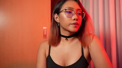 Vexa Nyx online show from 25, 5, 2026