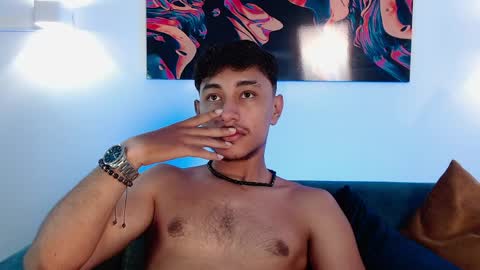 Vezx online show from 8, 4, 2026