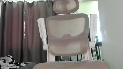 Snapshot of vibemygirl chatting on 6, 3, 2026 vibemygirl online show from 6, 3, 2026