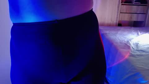 Vicky  online show from 27, 12, 2024