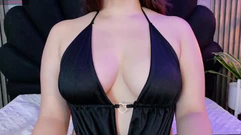 Snapshot of vicky_lopezz_ chatting on 8, 5, 2026 vicky_lopezz_ online show from 8, 5, 2026