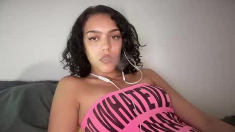 Goddess Victory  online show from 5, 2, 2025