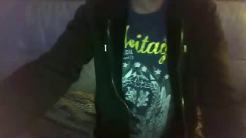 Snapshot of victor_1486 chatting on 3, 10, 2025 victor_1486 online show from 3, 10, 2025