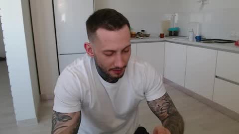 Victor rhinoff online show from 28, 3, 2026