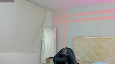 victoria1_tay online show from 2, 7, 2026