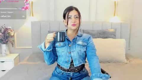 victoria  online show from 7, 11, 2025