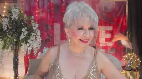 Snapshot of victoria_dior chatting on 28, 6, 2026 diorvictoria9 online show from 28, 6, 2026