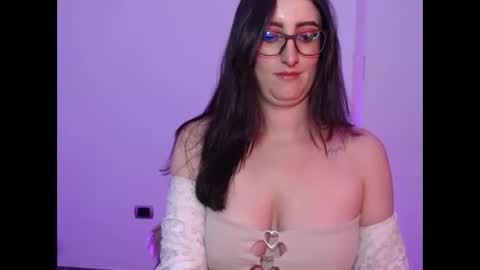 Victoria online show from 10, 12, 2024