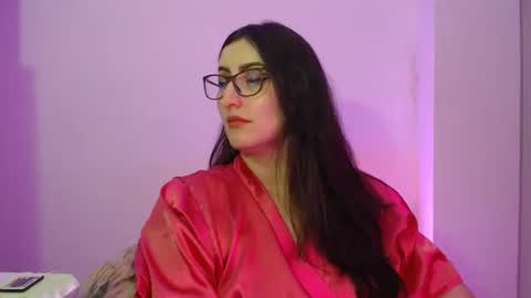 Victoria online show from 6, 3, 2025