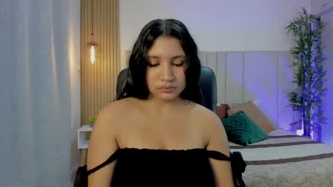 VICTORIA  online show from 17, 4, 2026