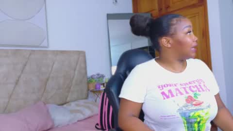 Snapshot of victoria_withmore chatting on 7, 7, 2026 Victoria online show from 7, 7, 2026