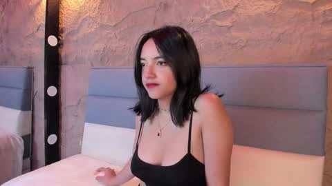 victoriaa2_doll online show from 12, 11, 2025