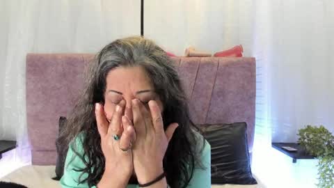 victoriaa_anderson_ online show from 9, 4, 2026