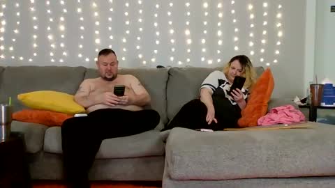 Snapshot of victoriaandjesse chatting on 7, 12, 2024 Victoria and Jesse online show from 7, 12, 2024