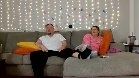 Snapshot of victoriaandjesse chatting on 21, 12, 2024 Victoria and Jesse online show from 21, 12, 2024