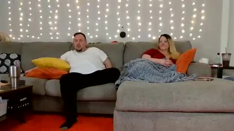 Snapshot of victoriaandjesse chatting on 25, 12, 2024 Victoria and Jesse online show from 25, 12, 2024